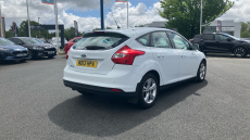 Ford Focus 1.6 Zetec 5dr Petrol Hatchback